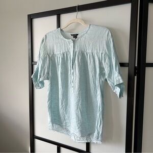[XS] NIC+ZOE Light Blue Linen Henley 3/4th Sleeve Blouse W/ Distressed Edges